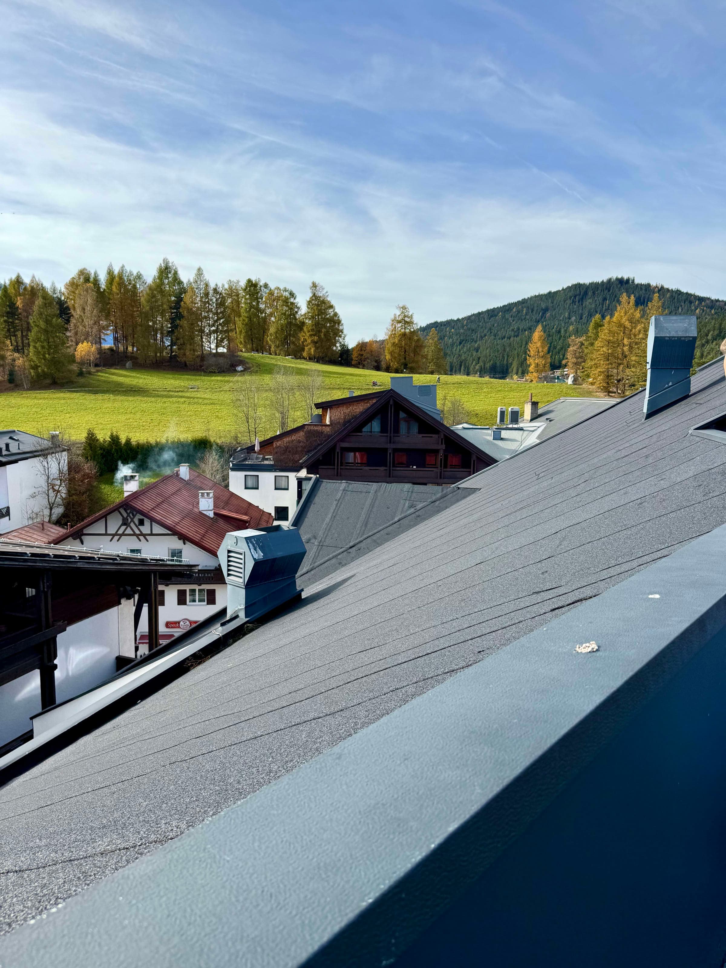 Sommer über den Dächern von Seefeld